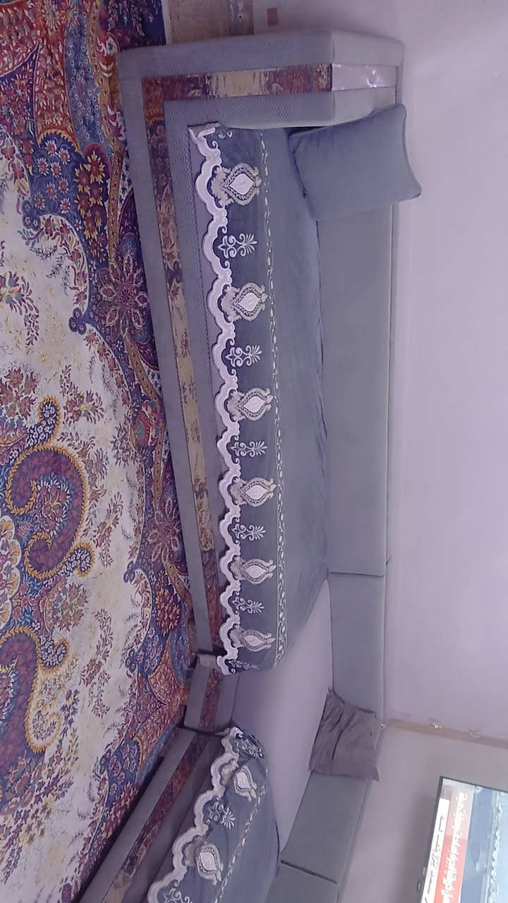 ديوان تركي درجه اولى جديد بعده  اخذته بمليون و٧٥٠ وطلع جبير ع مكان اريده ب ٩٠٠ مكاني الكرخ رجاءا الي ميعرف باسعارهن ليعلق


**إذا كنت صاحب هذا الإعلان وتريد حذفه لأي سبب، رجاءا أرسل رسالة إلى الدعم الفني**