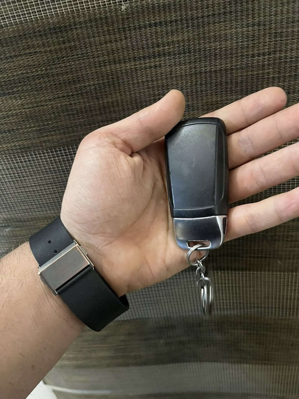 مرحبا اخوان بصمه اودي للبيع وكاله اصليه سعرها 125 الف ***********
