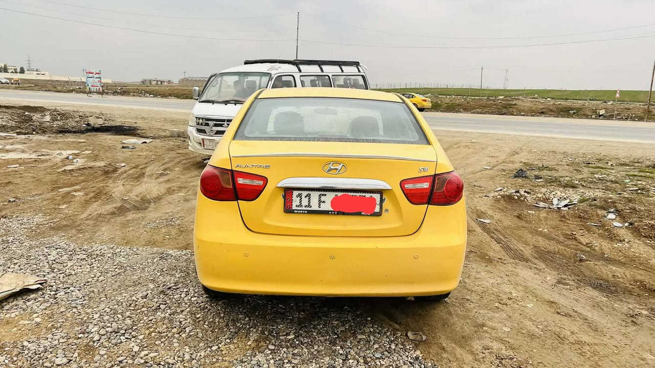 للبيع.   السعر /120 السونار موجود مع الصور  ***********
افانتي 2009 مكان السياره قريه الكسك 

كاربون بانزين الكتروني 

الشرعي اني
