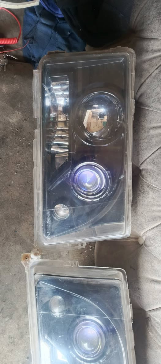 غراض سياره مرسيدس190 للبيع ***********
