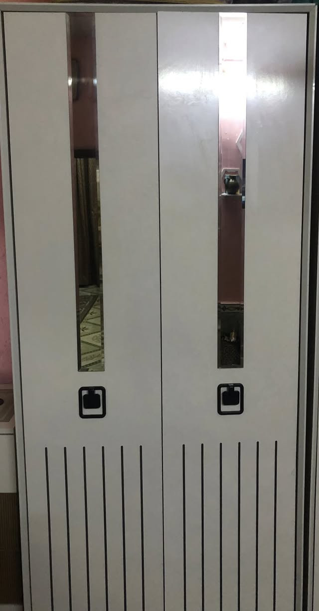 غرفة اخشاب تركي 9 قطع الاستخدام 5 اشهر فقط
النظافة 100/‎%‎ السعر الخاص 
واتساب ***********

او مراسله الحساب
