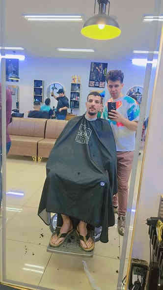 سلام عليكم ناسنه الطيبين
تم افتاح محلي الجديد حلاقه #الكابتن 
مول الترفيهى فوق فالح ابو العنبه 
ومن الله التوفيق ***********
