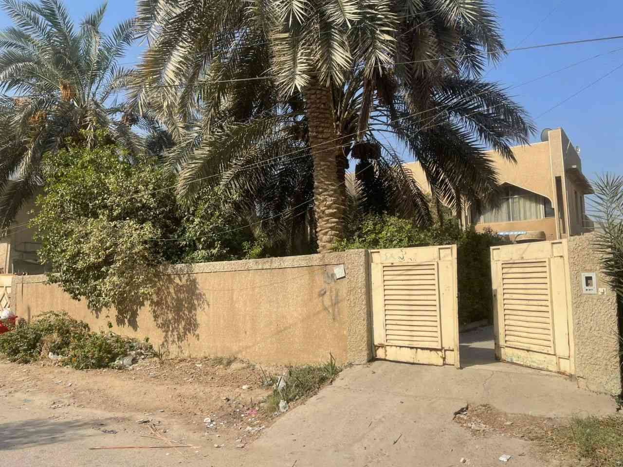 🏠 بيت للايجار  مع مشتمل بالبكرلي – قبل مستشفى الظامن

📍 المساحة: 650 متر
🌳 حديقة: 250 متر

🛏 البيت يحتوي على: 4 غرف + صالتين + صالة طعام + مطبخ (حار وبارد)

🛋 المشتمل: غرفة + هول + مطبخ + حمام تواليت (طابق ثاني)
💰 سعر الإيجار: مليون وبيه مجال

✅ مناسب: روضة، حضانة، أو شركة

📞 للاستفسار: *********** 

📢لعرض عقارك لدينا تواصل خاص 

#بابل #بكرلي #ايجار_بيوت #بيوت_للإيجار #عقارات_بابل #روضه #حضانة #شركات #عقارات_العراق #حديقة #ايجار
