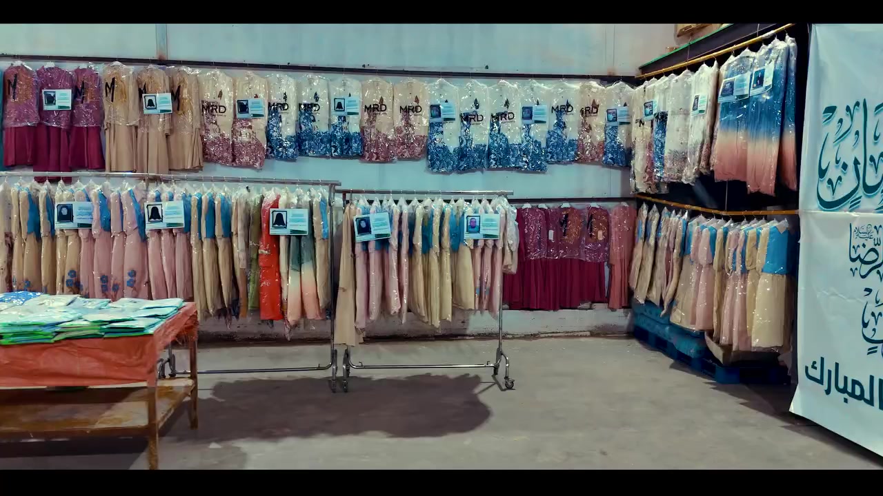 أنت لا تساهم فحسب، بل تبني لنفسك أثراً لا ينقطع، وضماناً عند الإمام الرؤوف (عليه السلام).

بمجرد مساهمتك في مشروع "ضمان وأمان" لتجهيز كسوة العيد للأيتام.. ستحصل على باقة أعمالٍ تفوق التوقعات:

1/مائة زيارة للإمام الرضا (عليه السلام) تُؤدّى داخل حرمه الشريف.
2/ختمةٌ قرآنيةٌ كاملة تُتلى تحت قبته المباركة.
3/وبكسوة هذا اليتيم، تضمن الأمان من سكرات الموت، كما وعدنا الرسول ﷺ بقوله: (مَن كسا أخاه المؤمن كساه الله من لباس الجنة، وكان ذلك أمانًا له من سكرات الموت).
4/اختيار (5 من الأحياء و5 من الأموات) من أحبتك، لتُهدى لهم باقة مخصوصة من الزيارات والصدقات والختمات بنية القربة والوفاء.
5/وإن غاب المساهم  عن الدنيا.. فإن أثره لا يغيب.
حيث سيشمل ب مشروع "الأثر الباقي"  فيُهدى لروحه ثواب كفالة أسر الأيتام طيلة سنة الرحيل، ويُدرج اسمه ضمن من تُؤدّى عنهم زيارة الإمام الرضا (عليه السلام) خلال تلك السنة، ليكون تحت رعاية وضمان الإمام الرؤوف في أصعب المواقف.

كل ذلك، ليكون الاشتراك تجسيداً لقول الإمام الرضا (عليه السلام): «نحنُ ضُمناءُ لشيعتِنا في ثلاث: عند الموت، وعند المسألة في القبر، وعند العرض على الله».

بـ 25 ألف دينار فقط.. ولمرة واحدة..
جمعت بين العبادة والإنسانية، ليكون عملك ضماناً عند الرضا، وأماناً عند الرحيل.

أينما كنتم... يمكنكم الاشتراك من الرابط في الاسفل
https://sites.google.com/view/azcf/مشروع-ضمان-وأمان


**إذا كنت صاحب هذا الإعلان وتريد حذفه لأي سبب، رجاءا أرسل رسالة إلى الدعم الفني**