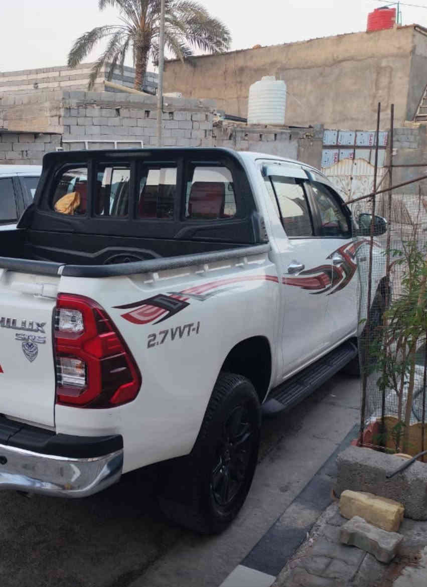 هايلوكس 2023 بانزين مكفوله كفاله عامه تبريد قطعتين بصمه رقم مثنى  مكان البصرة الدير *********** ماشية 75 كم السعر 305
