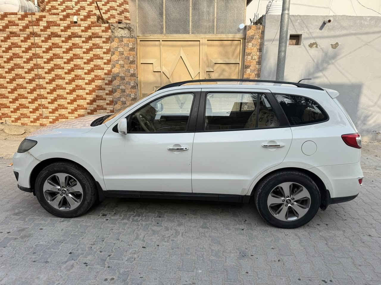 سنتاڤي موديل ١٢
6سلندر فول مواصفات 
بنراما 
كشنات جاد 
كرسي كهرباء
مري شفط 
سبعه راكب 
دشبول وبيبان مطعم بصاج 
السياره فول فول مواصفات رقم بغداد 
ماشيه ١٦٠ بيه بارد بلجاملغ 
السعر ١٥٨وبيها مجال قليل 
لتصال ***********
