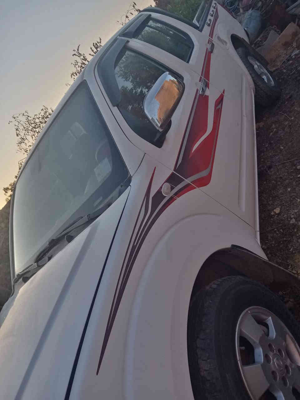 السلام عليكم بيكم نيسان موديل 2008مكفوله مكينه وكير وتبريد خير من الله مكفوله من الصبغ رقم مثنى تحويل ثاني يوم مكان السيارة ميسان العماره
السعر 90 وبيها مجال قليل الاستفسار على الرقم  الاتصال ***********
