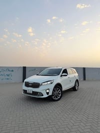 سورنتو ٢٠٢٠ • ٦ سلندر • رقم البصرة