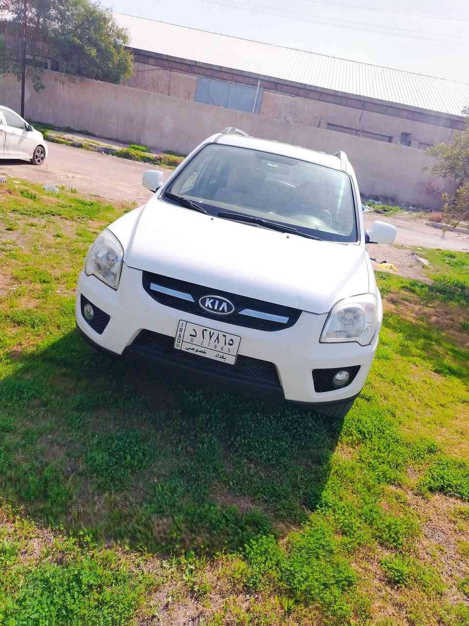 🚗 للبيع كيا سبورتاج 2010 – فل كامل – نظيفة جداً 🚗
🔹 الموديل: 2010
🔹 الممشى: 75,000 كم فقط
🔹 من الوكالة وعلى يدي من الزيرو
🔹 بدون حوادث نهائياً
🔹 بدون صبغ – وكالة بالكامل
🔹 ما تبدل فيها أي قطعة
✨ فتحة سقف رقمها بغداد
✨ نظيفة جداً استخدام شخصي الاتصال على ***********
✨ جاهزة للفحص
