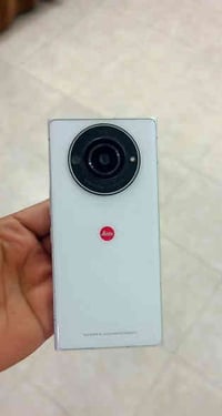 Leitz Phone 2 جهاز.      Leitz Phone 2  ذاكرة 512  جهاز فول بدون مكمل ...