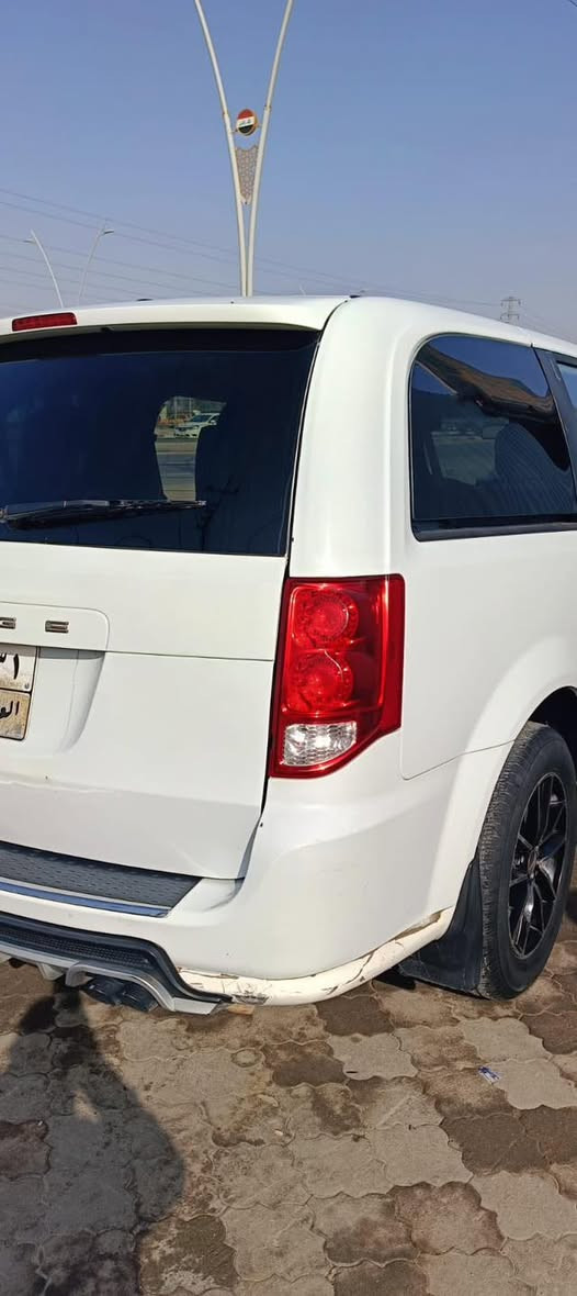 سياره دوج كرفان مديل 17
رقم أربيل سنويه منتهيه ٢٤
سياره بل البصره 
سعر 145
***********
خوان اني مكلف بل نشر
