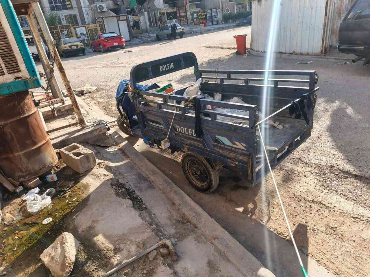 السلام عليكم ستوته للبيع كهربائيات شغاله بطاريات جدد عقل ماطور نظاف خمس بطاريات نوعيه دولفين نظيفه الستوته السعر 600 وبيها مجال العنوان بغداد ام بالكبر والغزلان***********
