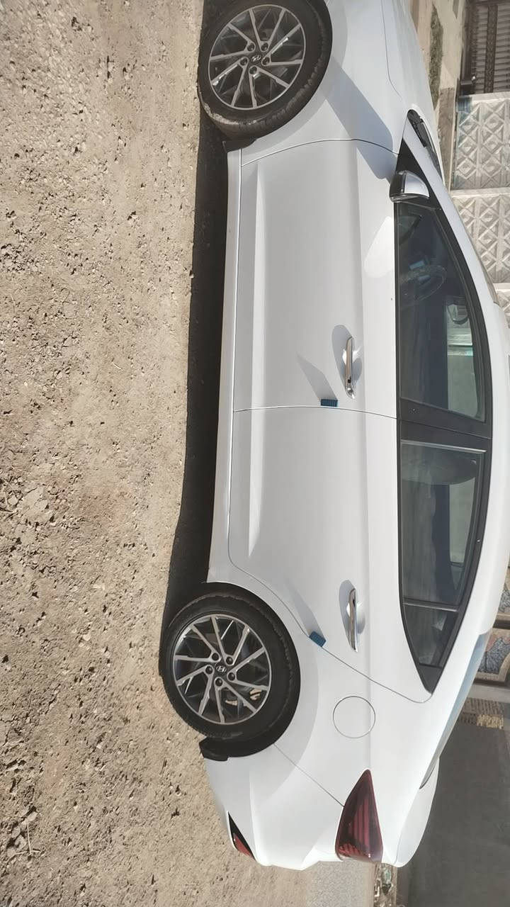 السلام عليكم سيارة لنترا 2019 سيارة فول مواصفات  رقم بابل . مكان السياره بابل سعر 165 رقم الموبايل ***********
