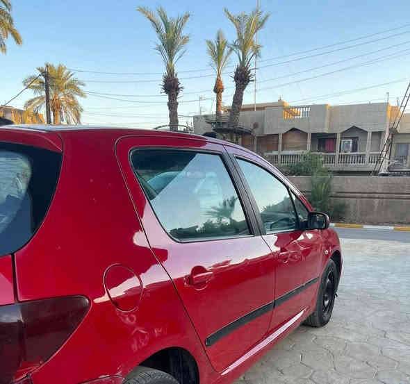 السلام عليكم للبيع بيجو307
للبـيع بيـجو307

              #مـوديل2005

         كير محرك بحالة جيدة 
    (الكير بعده وصل الضمان جديد)

            تبـريد تدفـئه شغـاله 

    السياره بدون اي ضرر بدون دواخل 
      صبغ عام جماليه سبب الجراد 

               غرفتها جديده 
      بدون نقص السياره خير من الله
 
        رقم بغداد تحويل مباشر 

        #السـعـر46 وبيها مجال 

        📍بغداد/ حي الجامعه
       
              ***********
