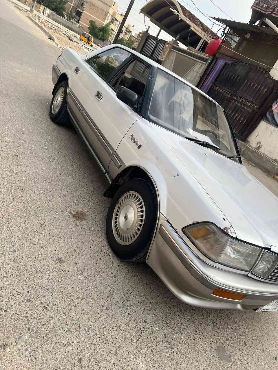 هارتوب موديل 1991
كفالة عامة من ضربة وصبغ وكص ونقل جثة عده بارد بالجاملغ

رقم بغداد انكليزي باسمي هزة جديده 

مكينة 2500 كير ومكينة مكفولات وجاهزات 

تبريد شغال ثلج حدادية جاهزة بور خفيف حلو 

غرفه  بطاين ودشبول نضيفات

سنتر لوك كامل قفل وفتح والجنطه قفل وفتح

مسجل شغال واربع سماعات شغالات صوتهن كلش حلو

تخم تاير جديد ويل بلادي 

ماطور ماسحات وزراكات كله شغال 

سكنات لايت عالي ناصي 

سيارة حلوة  بالعافيه عل الياخذها 

مكاني بغداد المحموديه *********** 

السعر ٦٠ وبيهه مجال قليل
