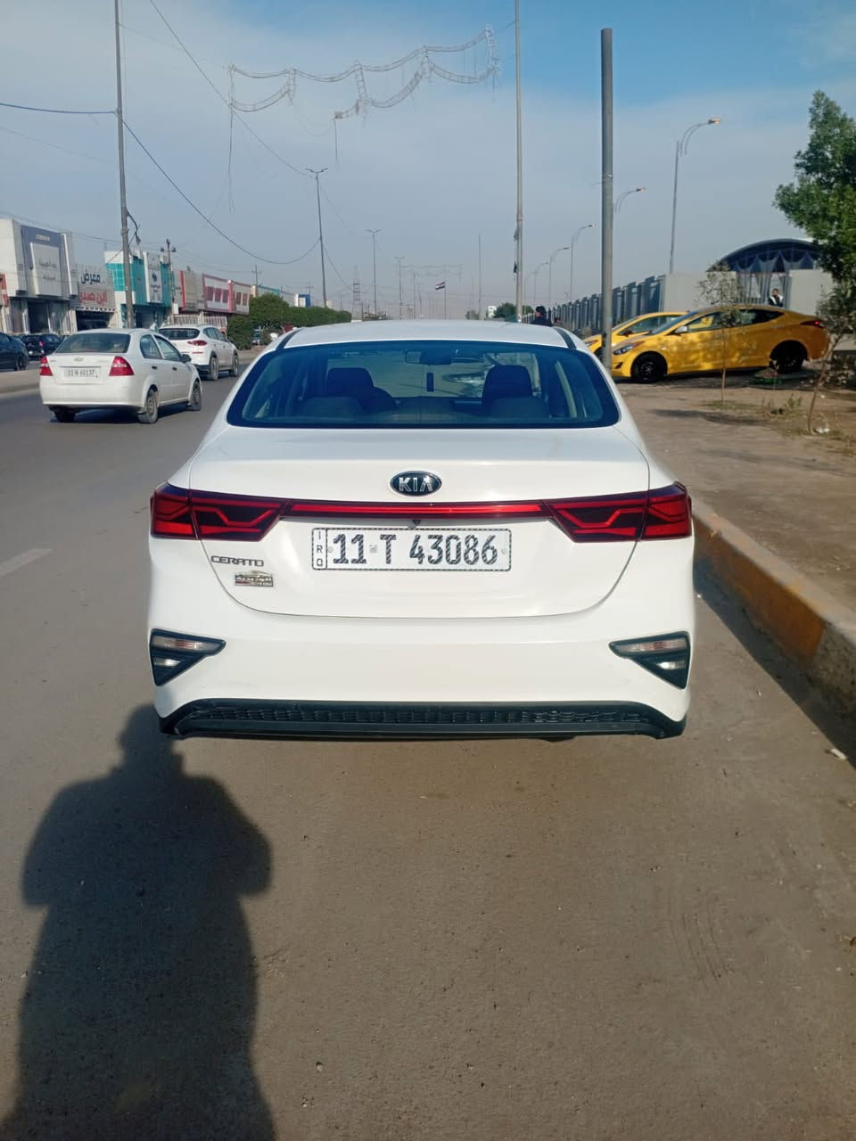 كيا سيراتو 2019 رقم بغداد انكليزي الجديد السيارة مكفولة من كل شي جديدة السعر 146 للاستفسار على الرقم ***********
للعلم السيارة محركها 1600 وبيه منظومة غاز من محطة الكيلاني الحكومية
