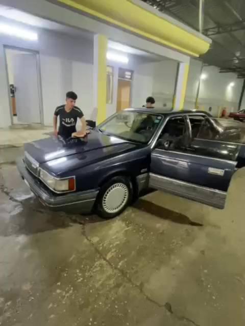 مازده 929 موديل 1988محرك 6 كير توماتيك صبغ عام جماليه باقي بس استلام الوحات  الكير يأخر ومحرك جديد قبل 10ايام شادو غرفه بلادي دبلات جديد 4،  باتري جيد تواير نص عمر تحويل مباشر ..السعر ((35)) وبي مجال الشراي يتصل مكاني موصل الايسر 
*********** بي واتساب
