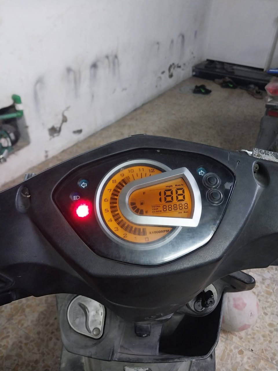 سلام عليكم للبيع ماكس مضلع مال رمبه مكينه كدامك برغي ما مفتوح نكره سلف بس نقص كفرات شلعه شك لكاع مكينه خرسه دراجه مال جني سعر ٢٧٥ مكان بغداد بلديات كيجات شغاله مال بالزين مال سرعه شغال نتصل ***********
