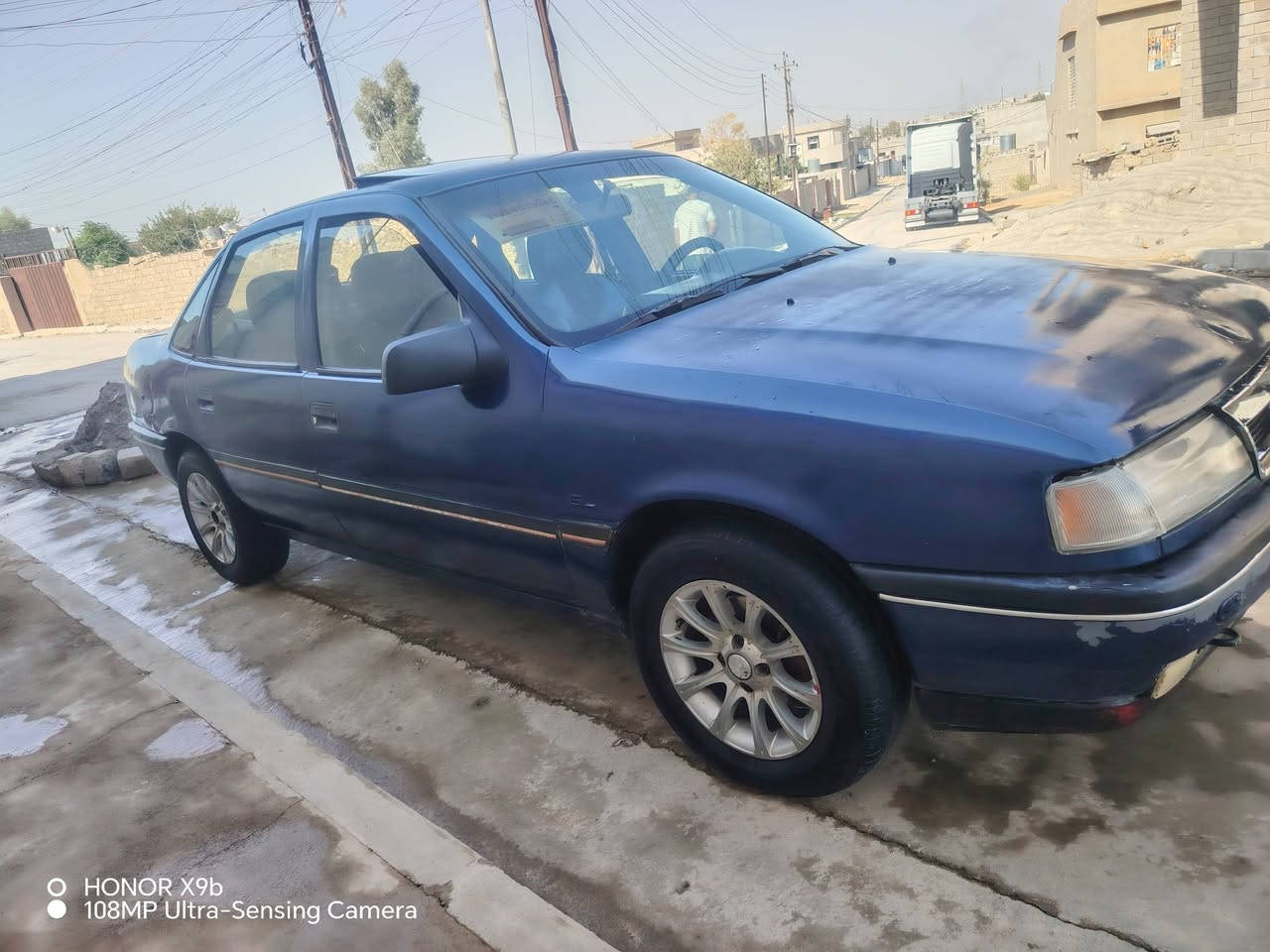 اوبل 93 للبيع حجم 18 كاربون بنازين جديد رقم الاماني مكينه شرط لانفخ ولاصرف معجون بجاملخ الخلفي ومعون ب بوند خفيف معجون سعر40 وبي مجال (***********)
