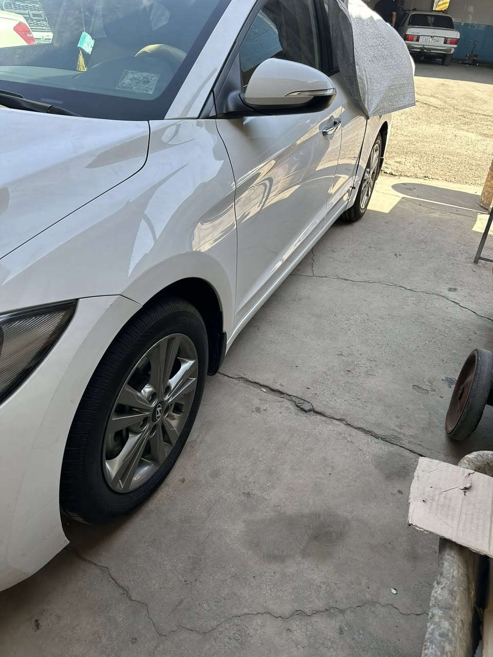 النترا موديل 2018خليجي ماشية 29الف حقيقي السعر 165$بيها مجال بسيط حگ الجية العنوان بغداد شارع الشيخ عمر قرب الدفاع المدني هاتف صاحب السيارة ***********
