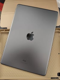 ايباد ٩ • ٦٤ جيجا • جديد