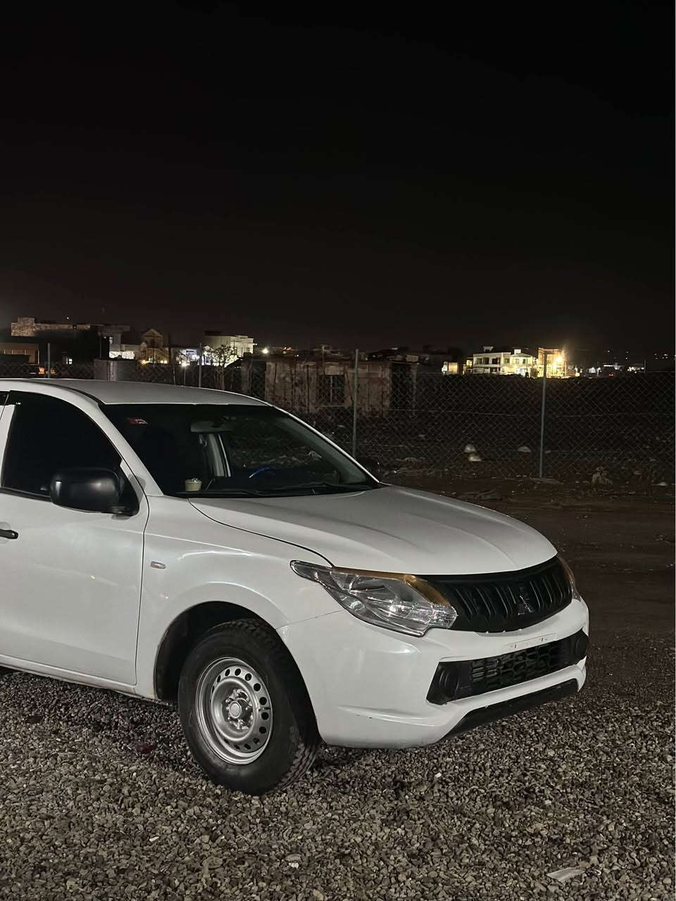 سەرەتا بە ناوی خوای گەورە و میهرەبان

قەزافی بڕاوە بڕاوە بڕاوە

مۆدێل ٢٠١٦

سەیارەکە تا حەز بکەیت جوانە بێ چاڵ بێ شوخت بێ سارد

گێڕ عادی گێر و مەکینە بیلاد

شاشە ئایپات و چوار تایە و ویلی لۆکی لە ژێرە

بۆ نقوسانی مەگەڕێ کامل جایز کراوە

تکایە زانیاریەکان بە جوانی بخوێنەوە هەموو شتێکم نوسیوە

شوێن ڕانیە (چوارقوڕنە)

نرخی ٧١ گەڵا و مەجال

(***********)فایبەر و واتس ئاپی لەسەرە رانية, السليمانية
