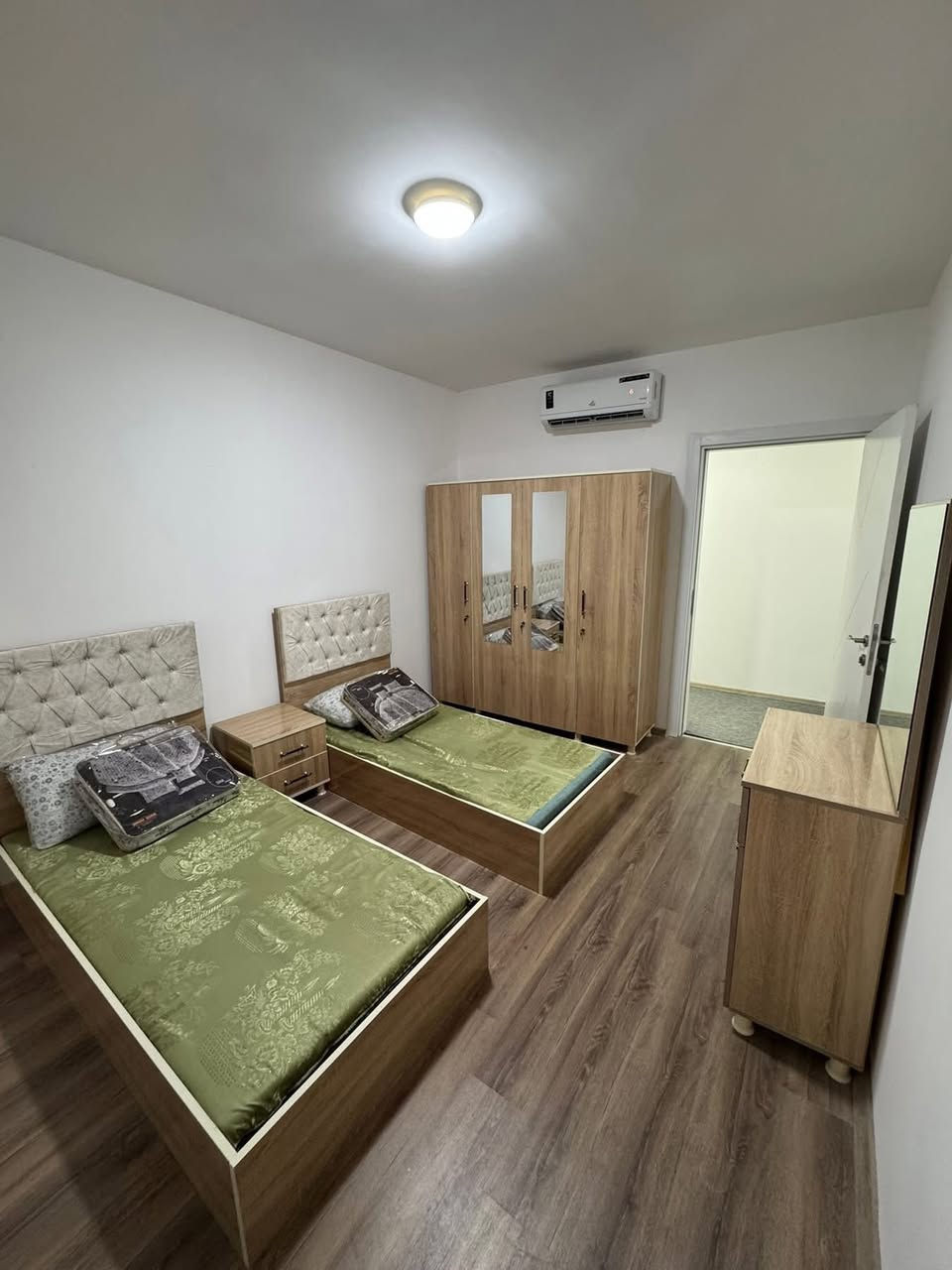 🏢 شقة للبيع مع الأثاث الكامل – مشروع القرية الفرنسية 2

📍 العمارة 4 – الطابق 19
🌅 واجهة بانورامية مميزة
🏠 شقة خارجية
🧭 اتجاه شمال شرقي
🛋️ تباع مع الأثاث الكامل

💰 السعر: 6 دفاتر و90 ورقة، وبيها مجال للجادين.

📞 للاستفسار والتواصل:
***********
***********

المعاينة متاحة للمهتمين.

