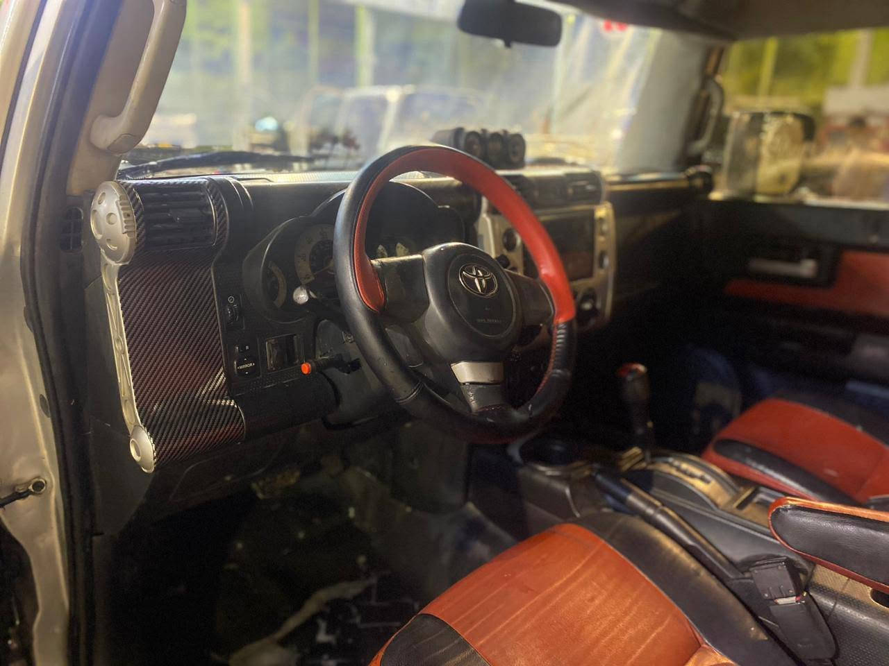 تويوتا كروزر 2007 FJ CRUISER 
.
مشروع وطني 
مكفولة
المحرك 6 سلندر 4000 v
ماشية 150.000
تحويل ثاني يوم بالبصرة
موضحة بالصور
 السعر 125 ورقة
الاتصال بالرقم
*********** البصرة, العراق
