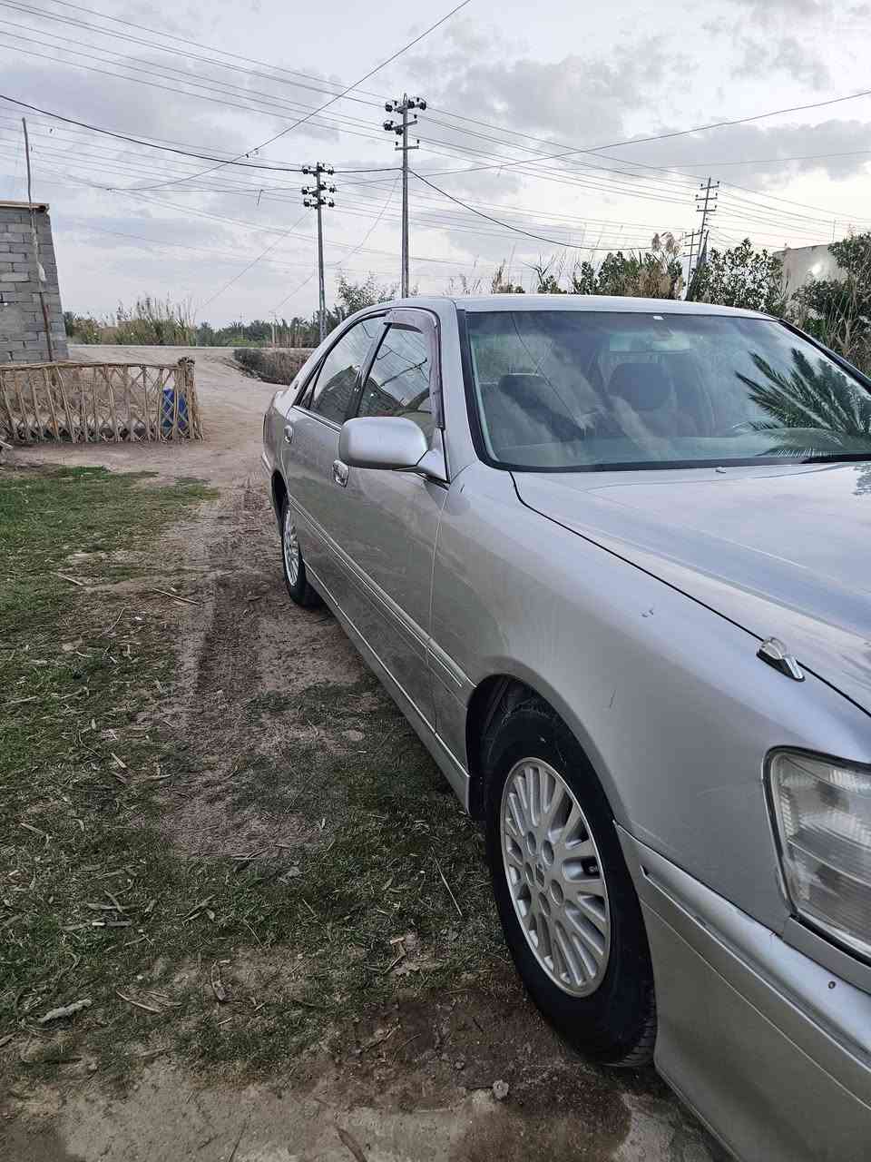 جنون ادوات موديل ٢٠٠٣ كصه قماره فقط كرستال اصل جاهزه مكينه وكير حداديه تبريد تخم تاير كهربايات كله شغاله العنوان ناصريه 
***********
