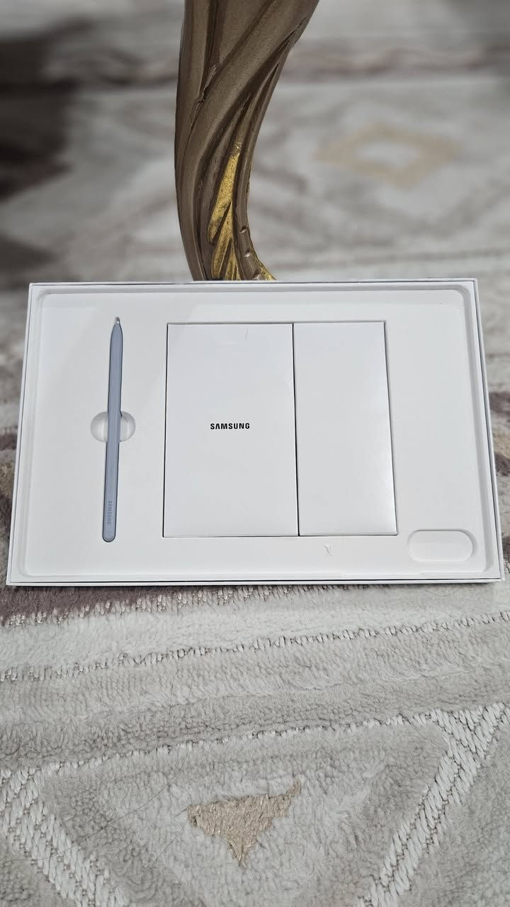 تابلت سامسونك S10 plus استخدام قليل جدا ذاكره 256  مع منفذ ذاكره خارجيه مع كيبورد سامسونك الاصلي 
السعر مليون دينار


**إذا كنت صاحب هذا الإعلان وتريد حذفه لأي سبب، رجاءا أرسل رسالة إلى الدعم الفني**