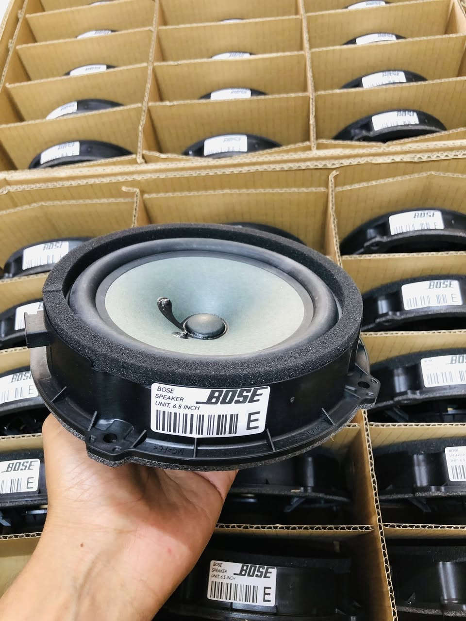 اتوفر سماعات BOSE

  حجم 6 انج.  يرهم جميع أنواع سيارات 

 صوت وبيز 🔥🔊🔊🔊

سعر زوج  20 الف 

توصيل كل المحافظات 
***********
***********
موصل /حي فلسطين مقابل افران العوائل
