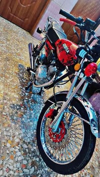 دراجه ايرني للبيع 2025اوراق اصليه دراجه شوفت عينك ماشيه 8000الاف تجي ت...