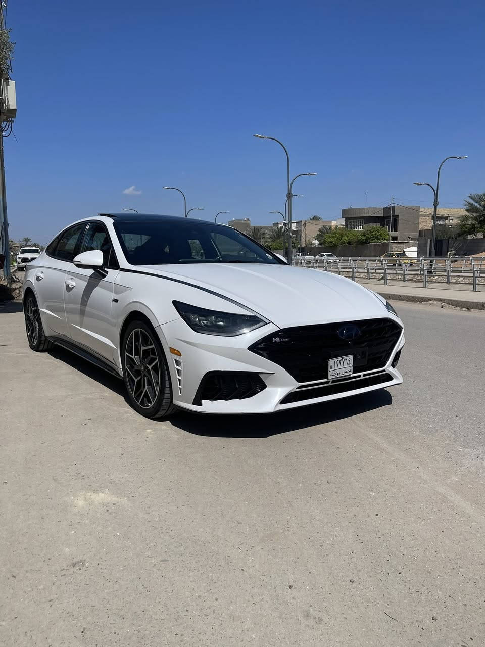 السلام عليكم 
هونداي سوناتا للبيع فئة Nline 
موديل 2023 فول 1/1
السيارة حادثها جاملغ الايمن مبدل اصلي 
+نص دعاميه مبدله اصليه
السيارة اربع كاميرات
السياره لا دواخل ولا ايرباك
اماشيه 22
مكينتها 2500 تيربو
بيها ستسم صوت وبيها كشن خزن 
عداد  داتا شوت 
الجنطه ترحيب
السيارة مابيها اي ملاحضة ولاصبغ 
السعر:205 وبيها مجال بسيط
المكان :حله
رقم الهاتف:***********
