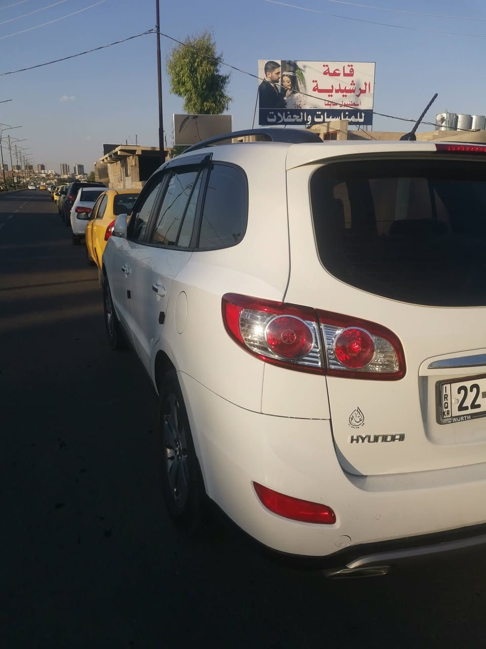 سنتافي، ١٢،فول أربعة سلندر رقم أربيل الجديد سيارة بصمة سلايت كشنات جلد زراكات ع لايت  سيارة حيل حلوة وجاهزة لايت زينون عالي ناصي كامرة تصوير   بيها باب وجاملغ خلفي صبغ  السعر ١٥٠ وبيها مجال


**إذا كنت صاحب هذا الإعلان وتريد حذفه لأي سبب، رجاءا أرسل رسالة إلى الدعم الفني**