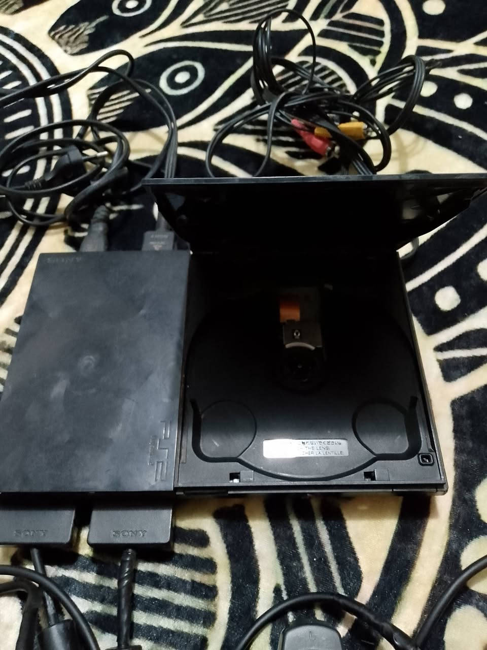 بلي تو2البيع سعر 75وبي مجال شرط الفحص مكان ميسان عماره رقم هاتف ***********
