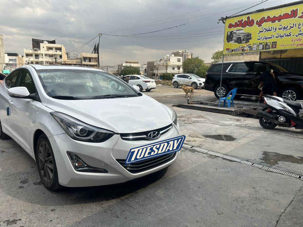 السلام عليكم 
النتره 2015 خليجي رقم بغداد بسمي فول مواصفات عده البصمه مكينه 1800 كير مكينه صدر كله كفاله بيه 4 قطع صبغ سعر 120 وبيه مجال الاستفسار *********** مكلف بالنشر
