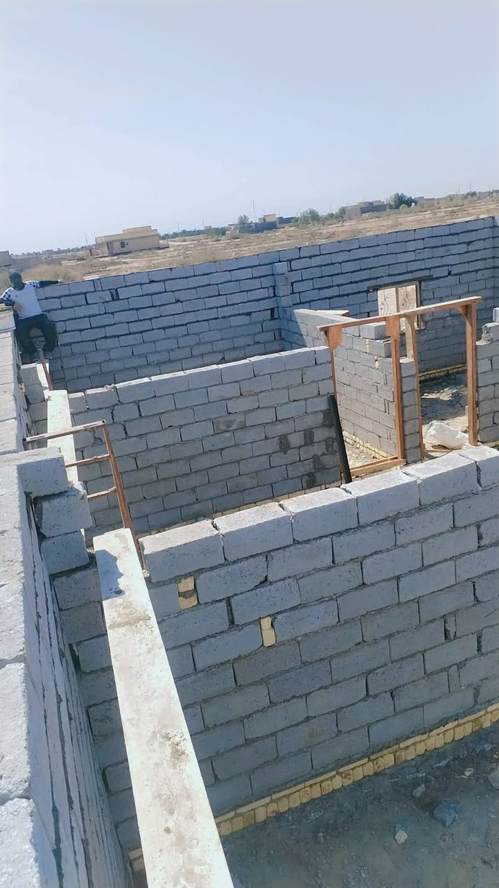 شغل حسب الطلب حجر او ابلوك او طابوك هاذه رقمي *********** تعال خاص واتساب أو ماسنجر ابيك خير وتدلل البناء أبو هادي شغل تكحيل جهتين والبنا الطابوك يتنظف متفرق حاليا
