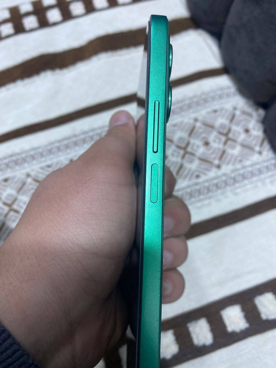 سلام عليكم جهاز للبيع هونر X8b ذاكره 512 عشوائيه 8+8 جهاز نضيف جدا شخط مابي بدون ملحقات السعر 175 وبي مجال قليل العنوان نجف الاشرف شارع المطار عامود 327 رقم الهاتف ***********
