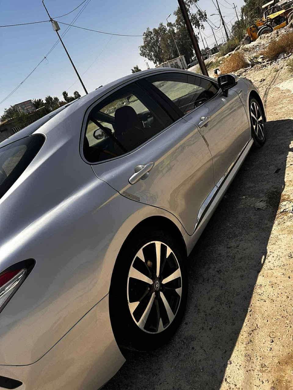 السلام عليكم
كامري 2022خليجيً Le
فول مواصفات عدا البنيراما 
بصمه 
بصمه ابواب 
تحكم ستيرن جهتين
شاشه كبيره 
سايد بريك بصمه
كشنات جلد
مانع انزلاق 
3وضعيات قياده 
سبورت 
ماشيه 75ك
بسمي مشروع وطني تحويل مباشر
مكاني بغداد 
سياره كفاله من الحادث تكسي دبي مرشوشه حزام لكلير أثرٍ لواسق عدا القماره ((((السعر 155)))) مجال حك الجيه((***********))
