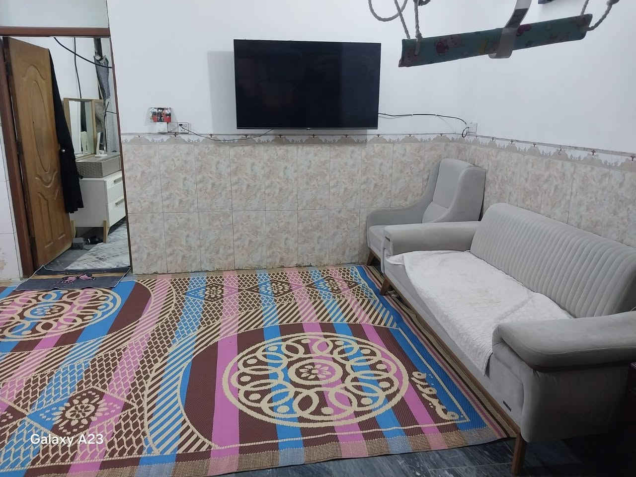 دار بل رؤضتين الايجار مع الأثاث كامل من كلشيء الاستفسار الاتصال على الرقم  ***********
