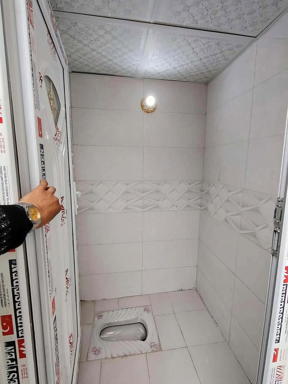 🏡دار للبيع🏡
المساحة: 60متر مربع
✅ #طابو_زراعي_سند_25_أقرار_محكمه
السعر: 25 مليون  (مع المجال)
الموقع: النجف شارع الصب عمود 327 #ألخط_ألاول

مواصفات البناء:
غرفة/ صالة معزولة/مطبخ معزول/ استقبال/صحيات خارجية مكشوفة
بناء مرتب (أساس + سقف كونكريت + طابوك)
أرضية بورسلين أبو الـ 60

الخدمات:#بعد_عن_سوق_100م
ماء كهرباء مدارس سوق تبليط مولد

للاستفسار والاتصال:
***********
