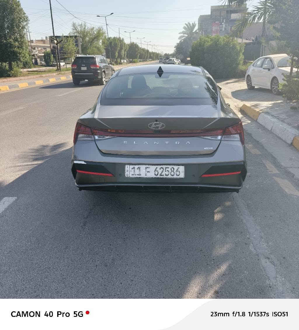 هونداي النترا 24 ( هايبرد لـيمـتد )
فول مواصفات لمتد فول 1/1  
حادثها بنيد  صور الحادث  مرفقه بالمنشور 
تخم تايرجديد
مترقمة  بغداد  مشروع  وطني بدون ايرباك كله سليم بأسمي
ماشيه 30
مواصفات كامله 1/1 لمتد فول للاخير
فتحه سلايد
بصمه تشغيل + تشغيل عن بعد + بصمه ابواب
شاشه متصله
كيجات دجتل
اناره داخليه بالدشبول متغير
لدات امامي خلفي
زنون بلادي 3 عدسات
داخل جلد تدفئه تبريد
رادارت امامي وخلفي وجانبي
حساس خلفي
كرسي كهرباء كامل
تحديد مسار
اوتو هولد
هاند بريك بصمه
3 انظمه قياده
شاحنه لاسلكي
كامره 360
سستم صوت ماركه bose
اشاير مري
خزن ميموري
دخول ذكي وترحيب
وجنطه ذكيه تفتح عند الاقتراب
وبعد بيها مواصفات
السعر 163 بي مجال
للأستفسار *********** كلشي ذاكر الشراي يتصل غير متواجد ع النت بغداد, العراق
