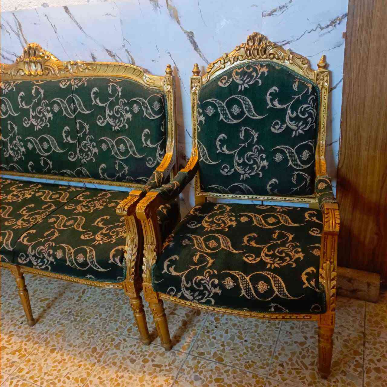 تخم قنفات زان مصري 14مقعد نظيف كلش ألسعر 375عنوان بغداد الحبيبيه بغداد, العراق


**إذا كنت صاحب هذا الإعلان وتريد حذفه لأي سبب، رجاءا أرسل رسالة إلى الدعم الفني**