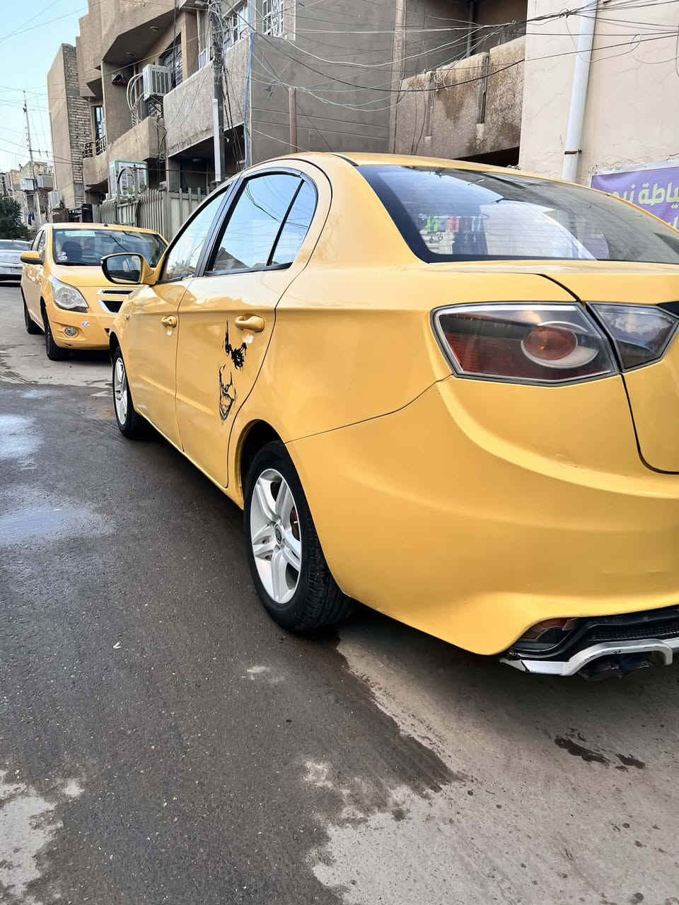 سلام عليكم
فاو اولي موديل ١٥  بيها صبغ يم قبق للبانزين  محرك كير تبريد تخم تاير السعر ٤٧ وبيها مجال
***********
