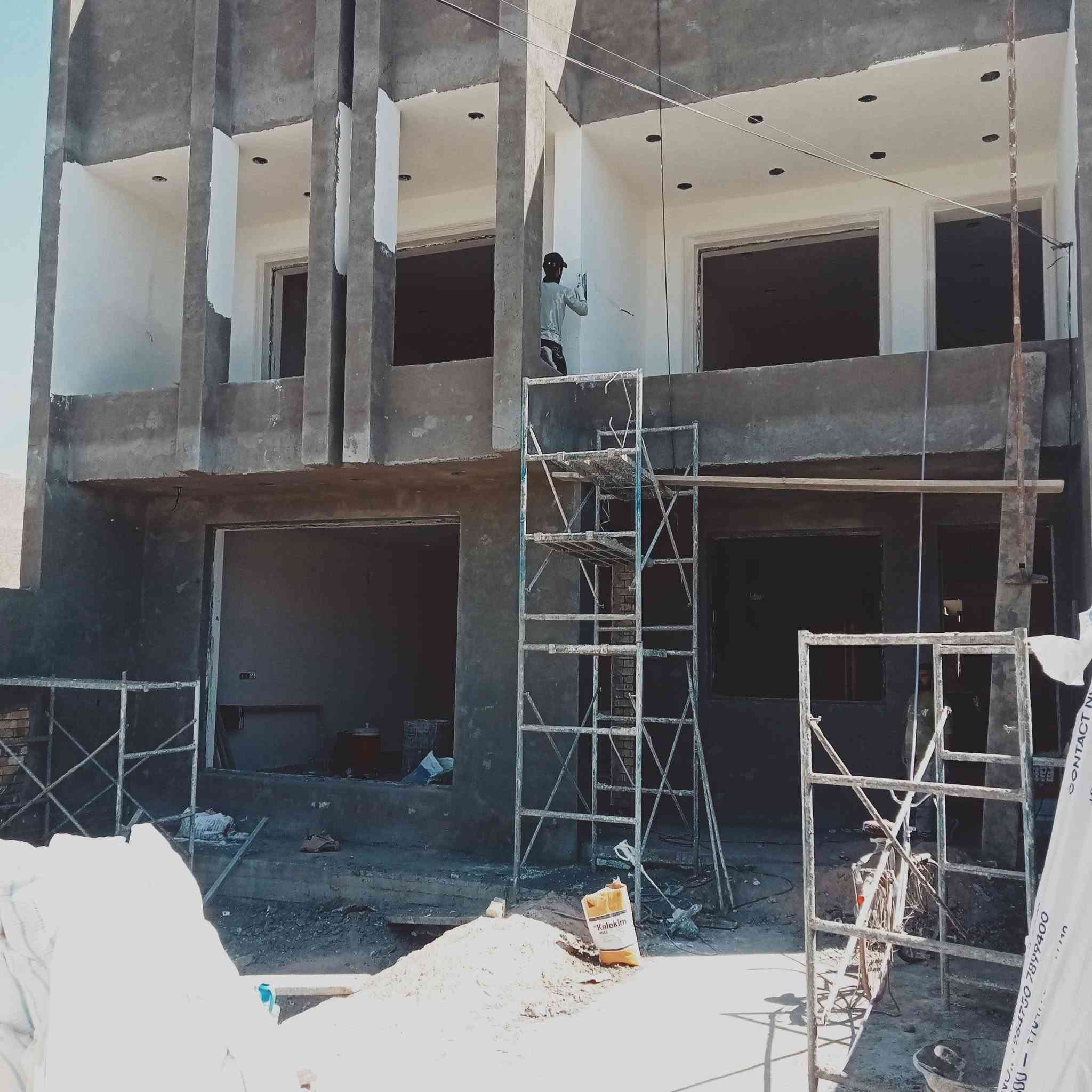 خلفه لبخ تصفير تشميع داخلى وخارجى وشغل وجهيات ناعم وخش وجراره وفوم وطلس ونثر متفرغ حاليا 
الرقم واتساب ***********

