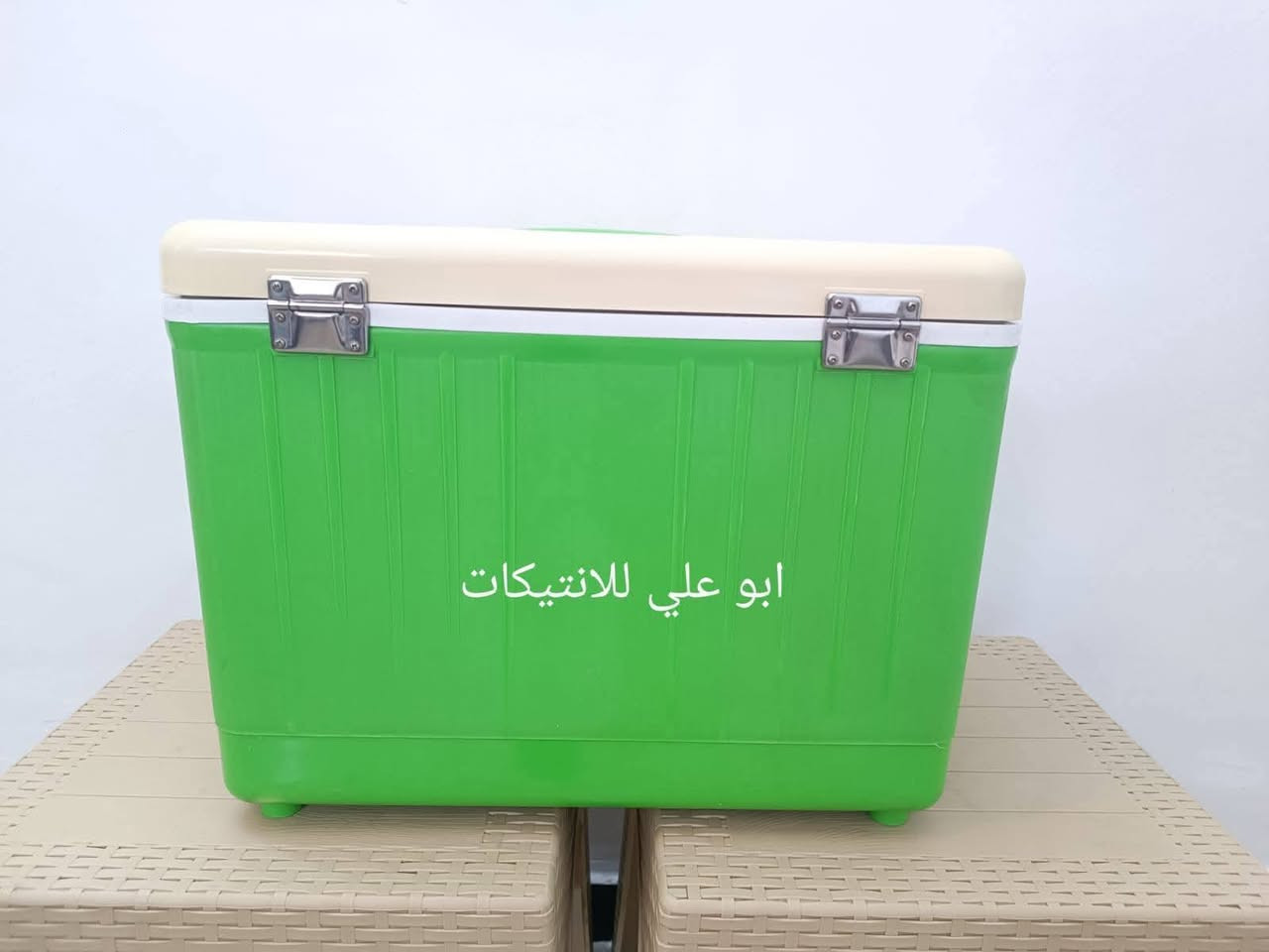 ❄❄❄
 لوووك غيرمستخدم ... كول بوكس ياباني حجم 32 لون أخضر إستيراد ألأسواق المركزية للتواصل ع الخاص أو على الرقم ***********

