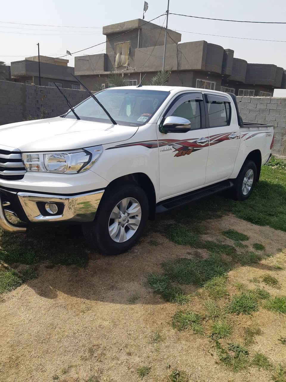 سلام عليكم موديل 16شركه ساز مكفول كفاله عامه ماشيه 85 بسمي العنوان بابل قرب شريفه بنت الحسن (ع ) السياره على وضع الشركه ٢٥٧ وبيه مجال بصيط  الرقم *********** و ***********
