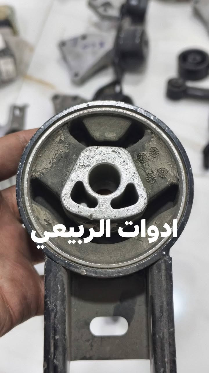 دچات محرك و گير شانجان ال سڤن L7 اصلي و قوي . تشدها تنساها و يرتاح بالك . 
توصيل متوفر لجميع المحافظات من خلال التواصل مع رقم الواتساب: ***********    و راح يوصلنك لباب بيتك بدون متتعب . 

للفائدة، شارك صفحة ادوات الربيعي  مع سواق الشانجان 🩵
