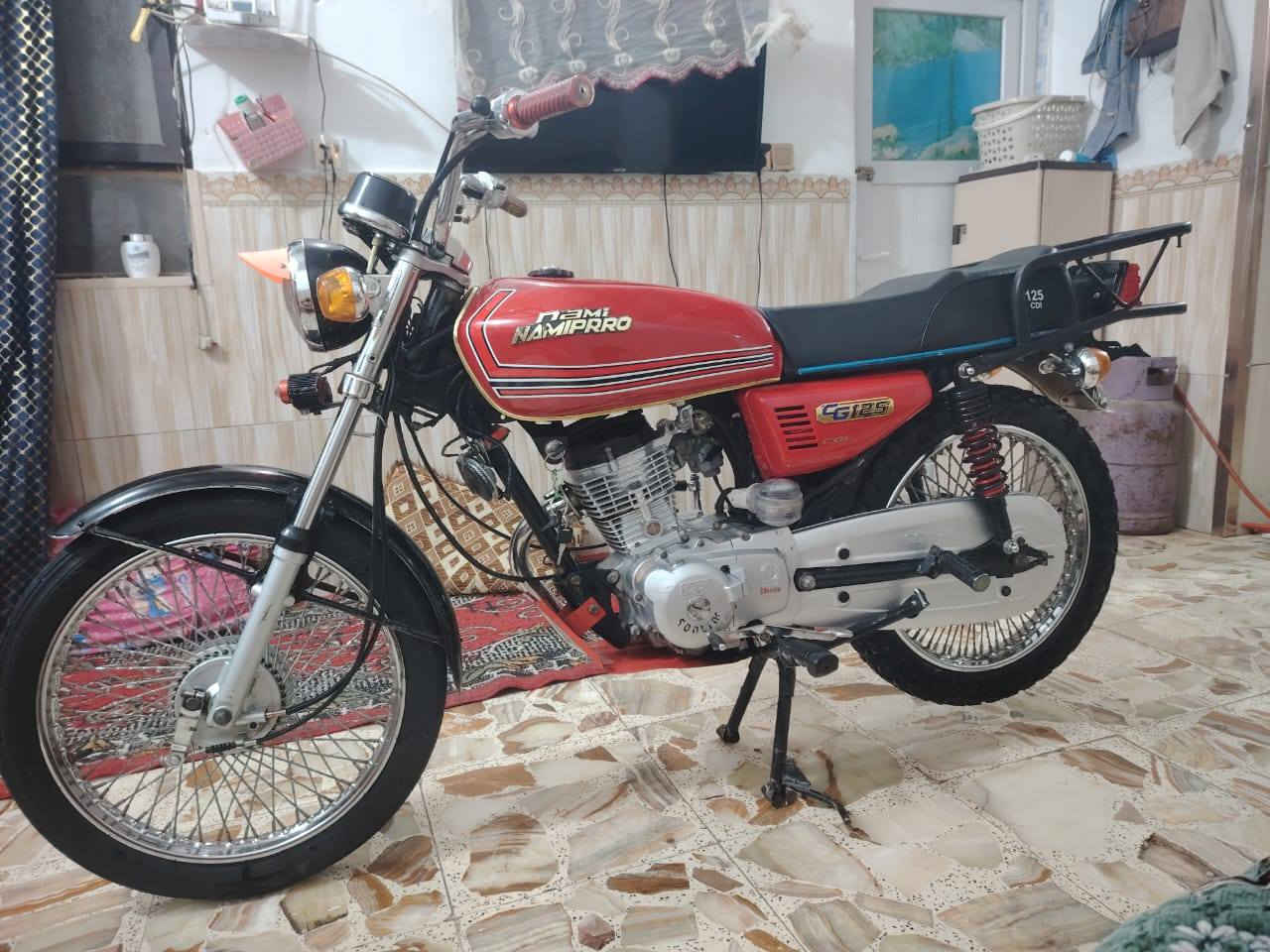 الهم صل على محمد وآل محمد❤️ 

السلام عليكم اخوان نامه برو مكينه🏍️ 
 غطاس افضل شي بالسوك✋ 
للبيع وكيله دراجه العارضي 🧑
  كارتون شوف عينك ما تعتاز🪬
 شرح دراجه كفاله عامه كله💵 
كفاله حت من كلوب دشبول🔥 
موديل 22 🔜 
سعر 850وبيه مجال💲 
عنوان النجف الاشرف 🇮🇶 
📲 ***********📲
