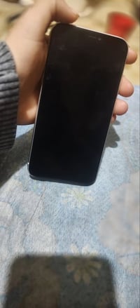 ايفون 11 • ٦٤ • بطارية وشاشة مبدلة